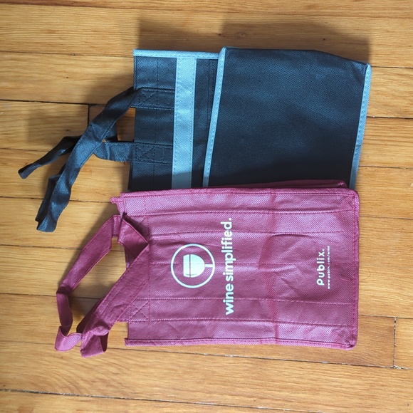 Free with Purchase - Two reusable wine carriers - Picture 2 of 2